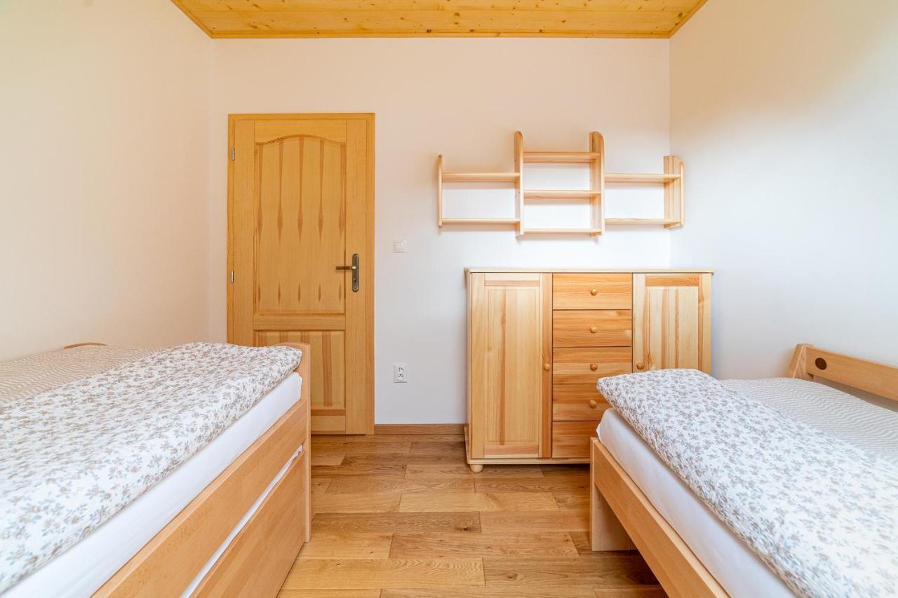 Apartmany Pod Rozsutcom - Zatkov Dvor - Prijazd Do Ubytovania Autom S Pohonom 4X4 Terchová Εξωτερικό φωτογραφία