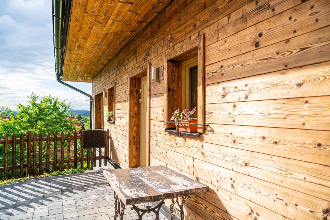 Apartmany Pod Rozsutcom - Zatkov Dvor - Prijazd Do Ubytovania Autom S Pohonom 4X4 Terchová Εξωτερικό φωτογραφία