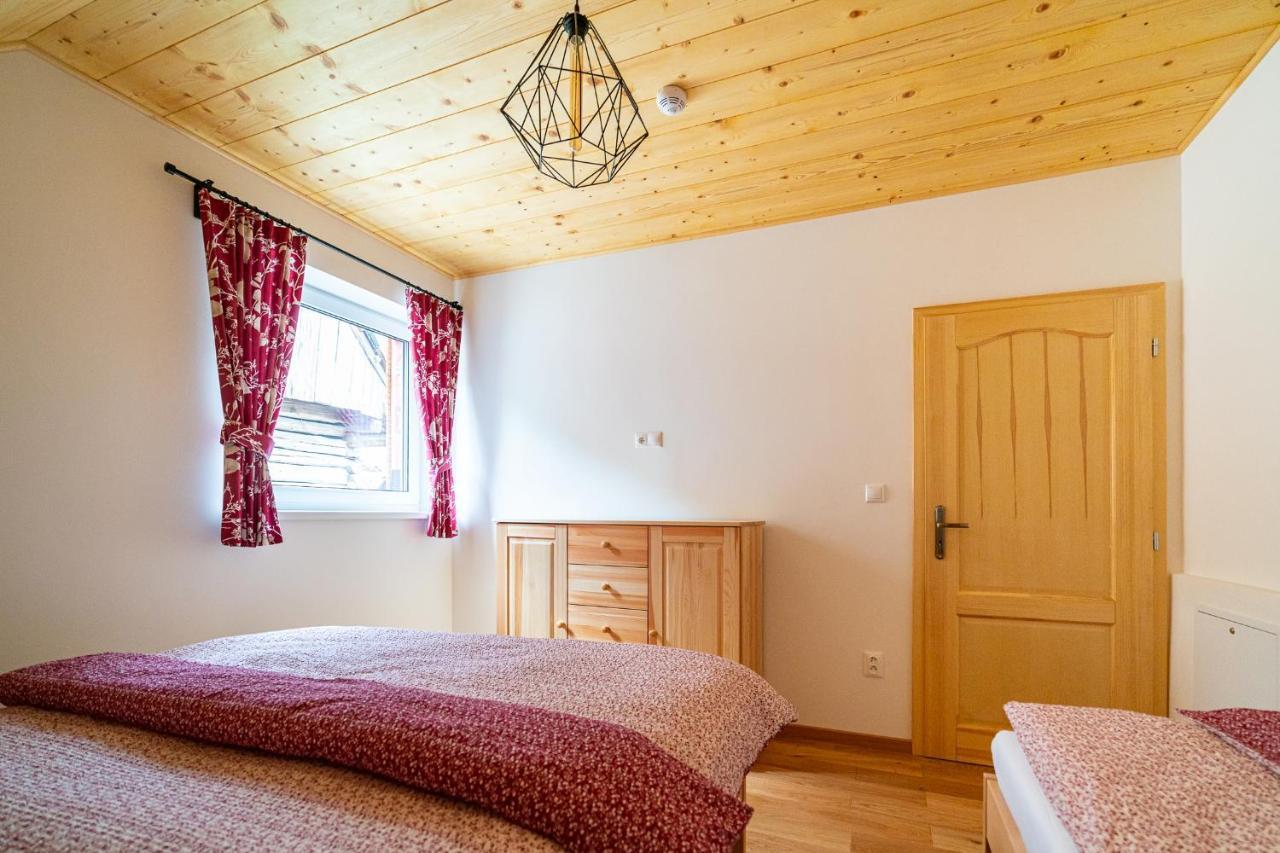 Apartmany Pod Rozsutcom - Zatkov Dvor - Prijazd Do Ubytovania Autom S Pohonom 4X4 Terchová Εξωτερικό φωτογραφία