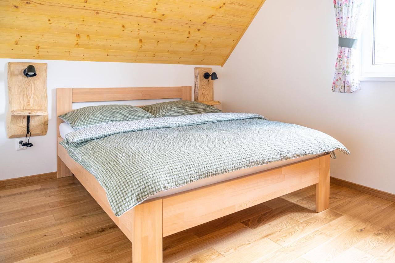 Apartmany Pod Rozsutcom - Zatkov Dvor - Prijazd Do Ubytovania Autom S Pohonom 4X4 Terchová Εξωτερικό φωτογραφία
