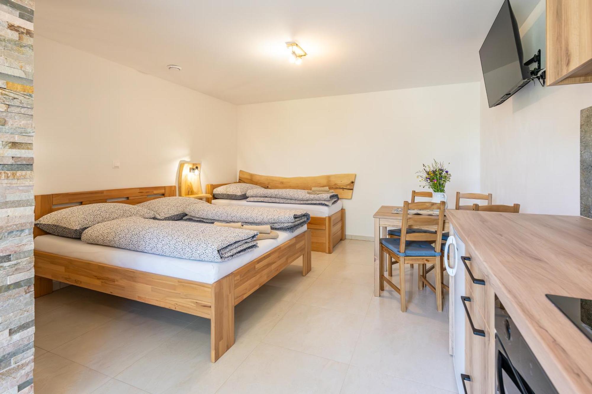 Apartmany Pod Rozsutcom - Zatkov Dvor - Prijazd Do Ubytovania Autom S Pohonom 4X4 Terchová Εξωτερικό φωτογραφία